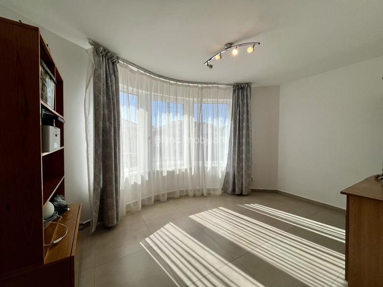 Casa 5 camere, 3 dormitoare, pret corect  - 5