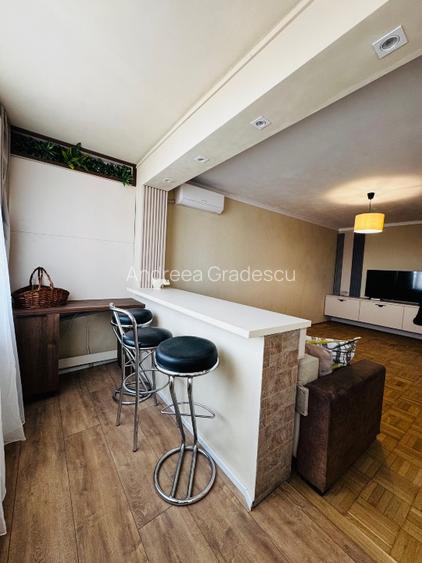 Apartament 2 camere, decomandat, renovat recent, parcare inclusă– 5 min metrou  - 12