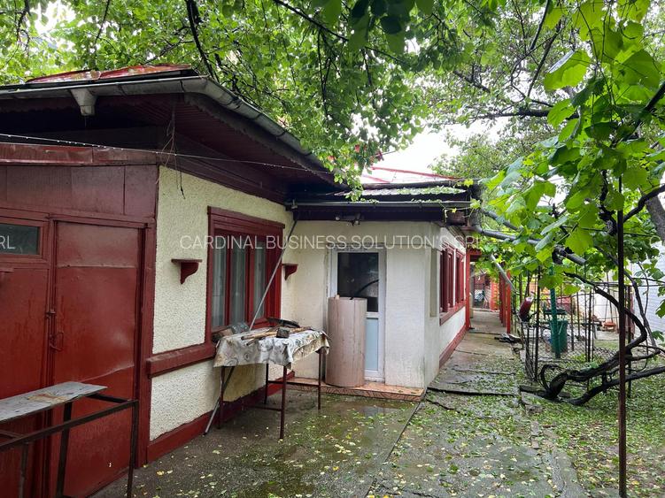 Pantelimon - oras, imobil compus din teren- 379 mp, dubla deschidere - 2