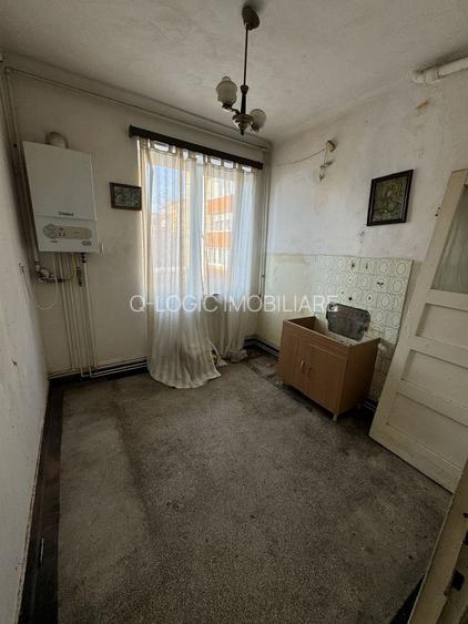 Apartament 3 camere in bloc vila, liber la vanzare zona Triaj - 4