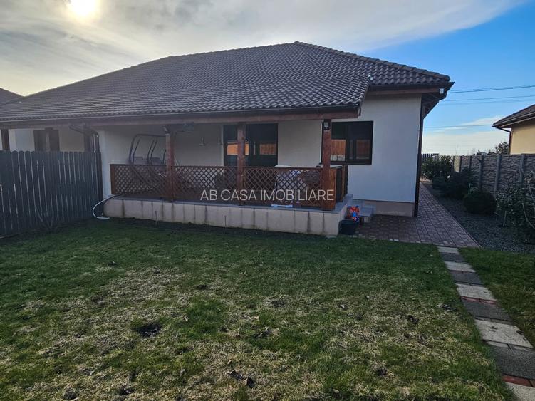 Duplex deosebit, pe parter, Moșnița Nouă, lângă Timișoara, comision 0% - 3