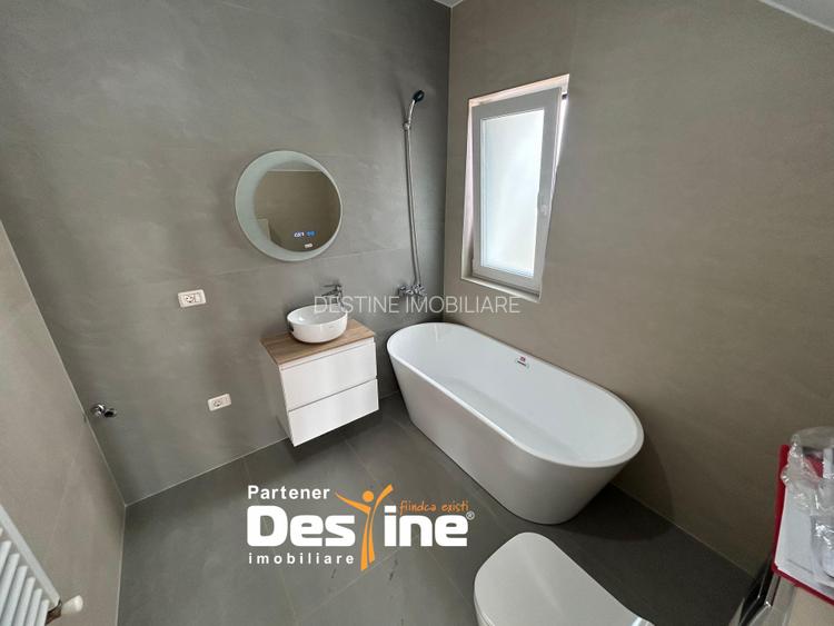 Casa tip DUPLEX - Loc de parcare si terasa  Toate utilitatile - Drum asfaltat - 12