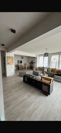 Casa Sector 4 - P+1+M  - 9