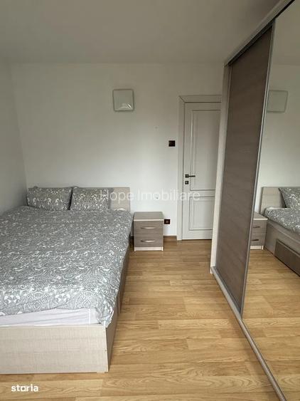 Bulevardul Basarabia - Metrou Costin Georgian - 2 camere , centrala proprie - 5