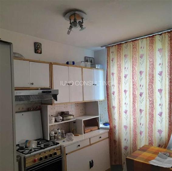 Vanzare Apartament 2 Camere Decomandat Bld. Brancoveanu - 4
