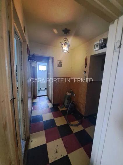 Apartament 2 camere decomandat Tomis Nord -79000 euro - 2