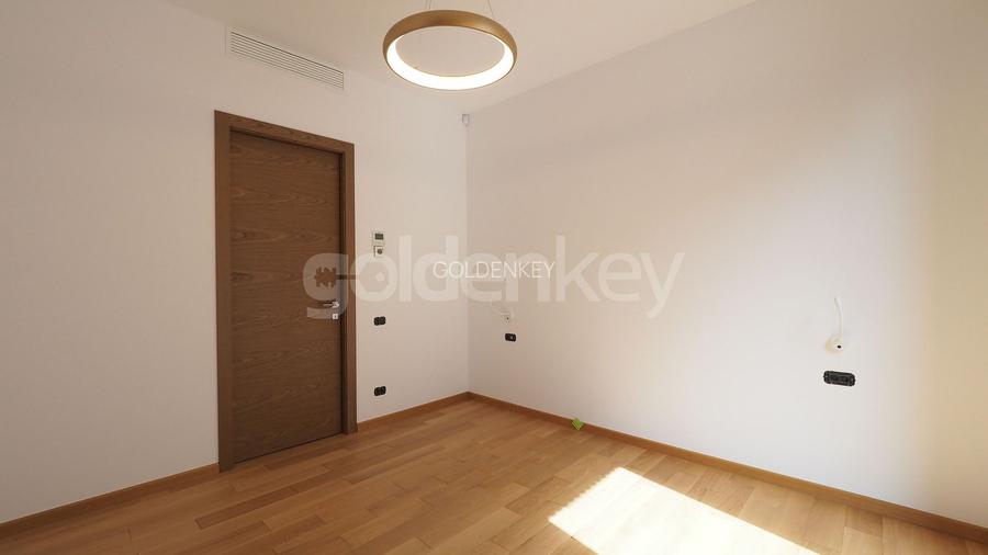 Apartament ultra-finisat cu 4 camere, 3 bai | 170mpu | 27mp terase - 16