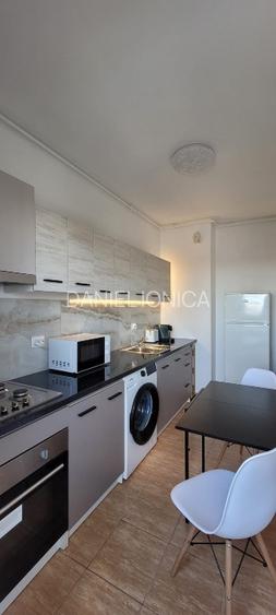 Garsoniera Rasarit de Soare Auchan Titan - 4