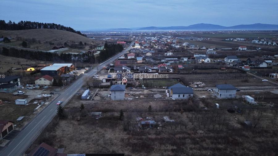 Teren intravilan - 12