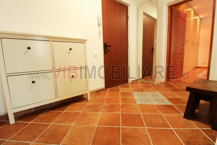 Decebal-Alba Iulia-complet renovat/mobilat-loc de parcare