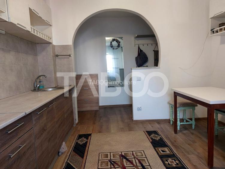 Apartament spatios 2 camere decomandate pivnita zona Dioda Sibiu - 8