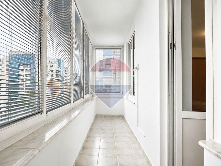 Apartament cu 2 camere semimobilat cu loc de parcare și boxă