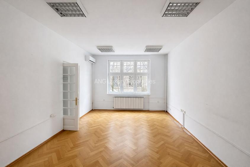 Vila  Aviatorilor cu Destinatie  Premium Business sau Ambasada - 2