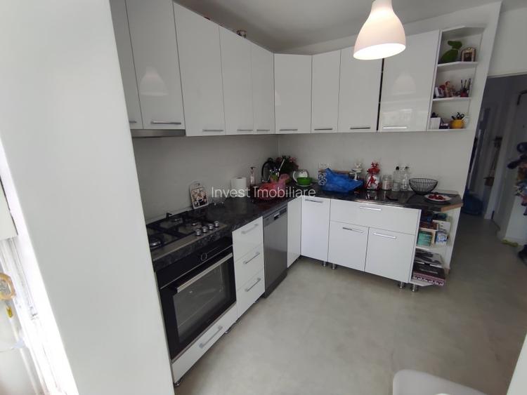 Apartament 3 camere, decomandat, et. 3, Nicolina - 4