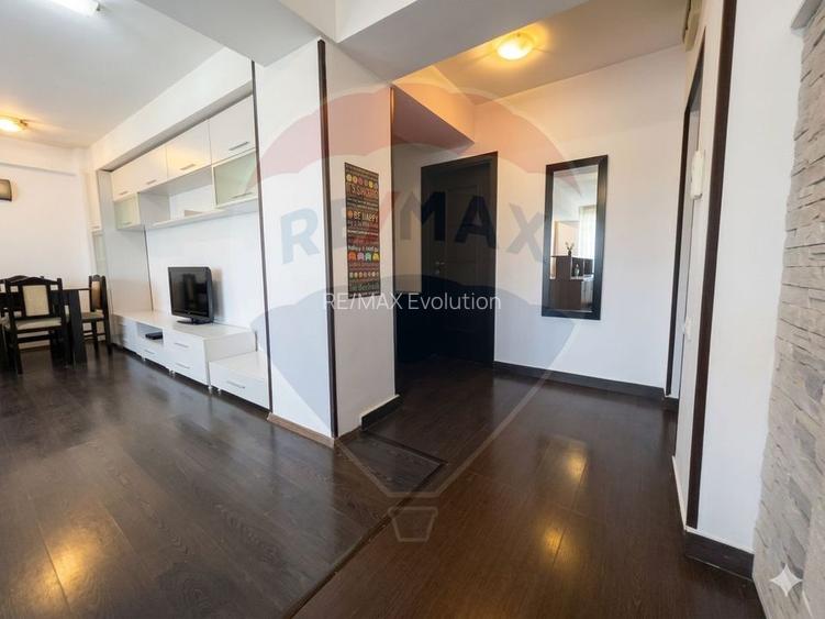 De închiriat: Apartament cu 3 camere in Ghimbav , COMISION 0% - 4