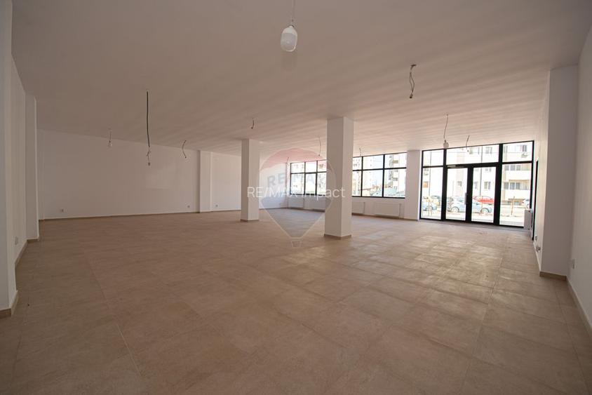 Spatiu comercial de inchiriat 186mp Bragadiru str Neamului Leroy - 5