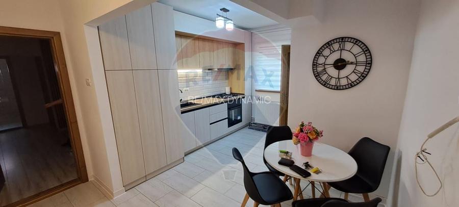Apartament modern cu doua camere in zona Polivalenta - 2