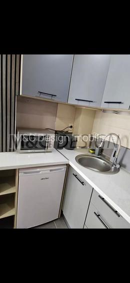 Apart 1 camera Piata Balcescu etaj 3 - 4