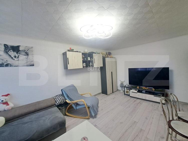 Apartament 3 camere, decomandat, 79 mp, complet renovat, Astra - 2