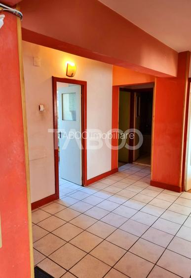 Apartament 4 camere de vanzare decomandat 90mpu zona Central Sibiu - 11