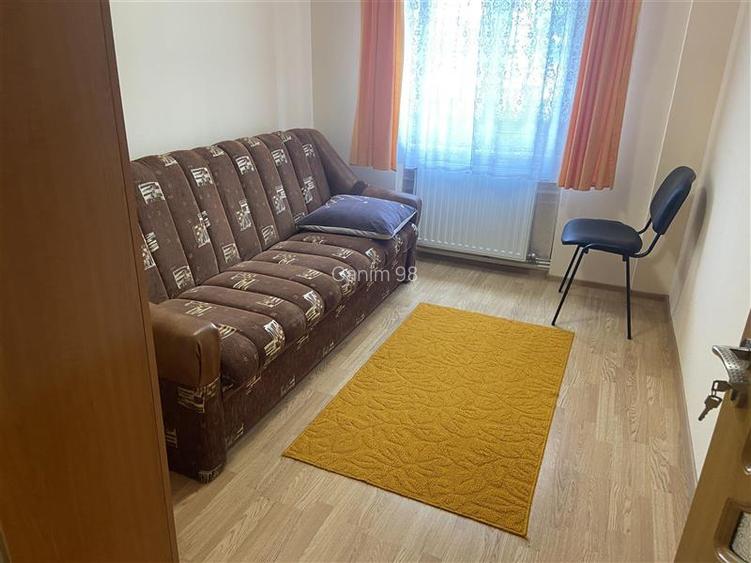 Apartament 3 camere , zona centrala , parter , renovat complet , 72 mp , liber - 15
