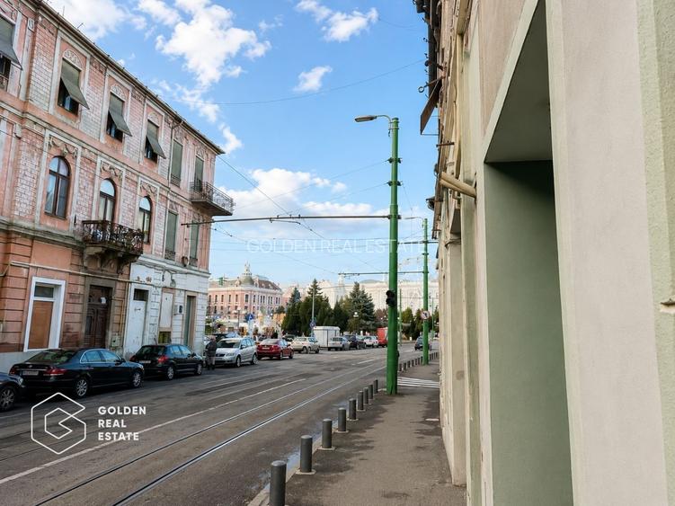 Spatiu comerical central, acces stradal, locatie exceptionala - 7