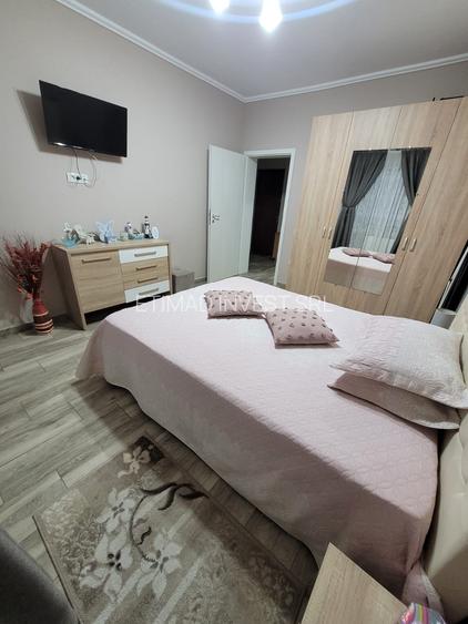 TERMEN LUNG ( INCLUSIV VARA) - MAMAIA NORD -  PLAJA MACKEREL - 2 CAMERE - 22