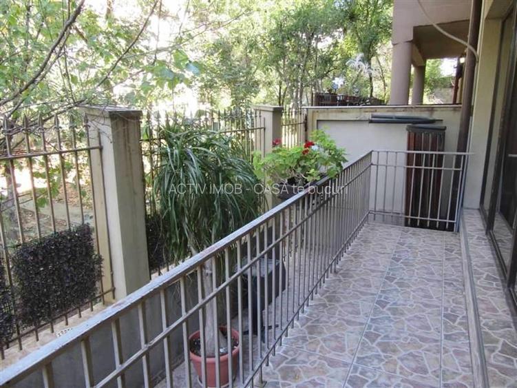 Casa Ds+P+1+M - teren 117 mp - s.u.  131 mp - 1 Decembrie - Trapezului - 3