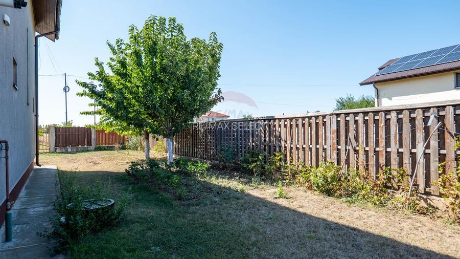 Vanzare vila deosebita cu 4 camere, Branesti - Autostrada Soarelui - 30