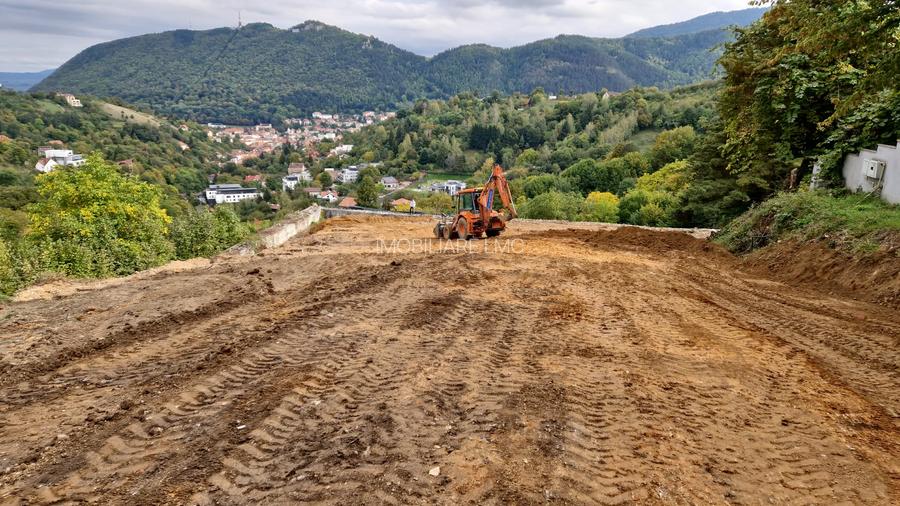 TEREN EXCEPTIONAL  CONSTRUCTII  VILA -DRUMUL DE POIANA - 6