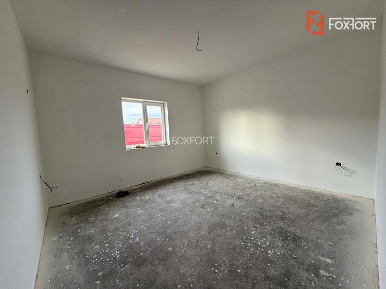 Duplex cu 3 camere de vanzare in Beregsau Mare, zona Centrala - 5