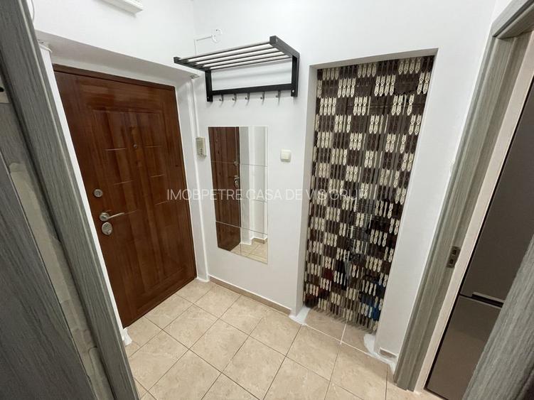 Inchiriere apartament 2 camere Bd. Constructorilor - 4