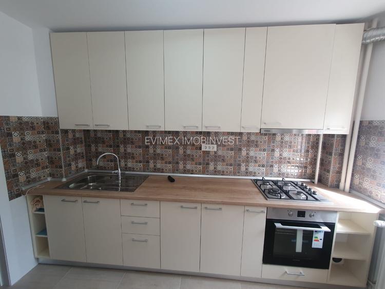 Basarabia Tina Petre 2 camere etaj intermediar liber - 19