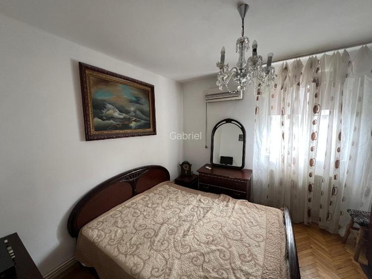 Proprietar vand  apartament 2 camere ultracentral - Hotel Ramada  - 5