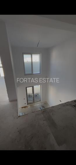 Penthouse de tip duplex! Aproape de metrou! Bloc GATA! - 10