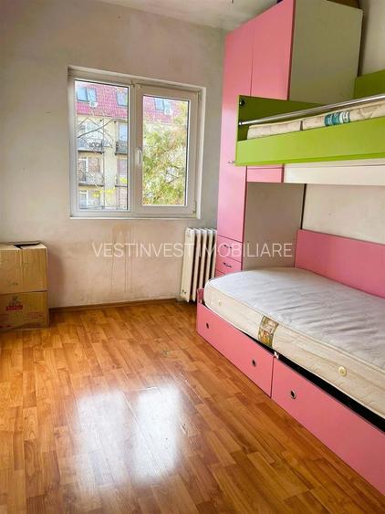 Apartament cu 3 camere zona Autogara Velenta - 2