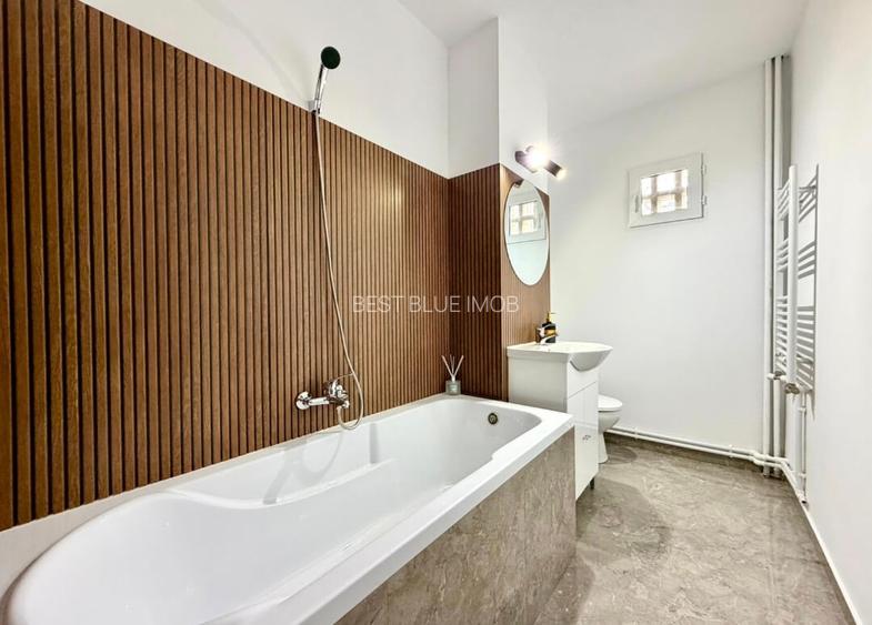 Ap.3 cam Podu Ros.Cantemir, et.1, renovat, bl.fara risc! - 11