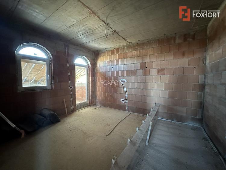 Comision 0% Casa individuala Mosnita in stil Neoromanesc cu 202 mp utili - 16