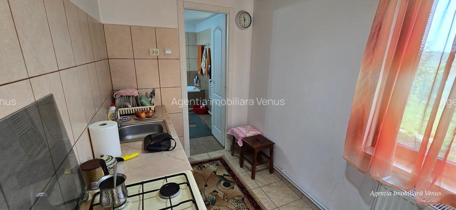 Casa caramida in Costesti - 12