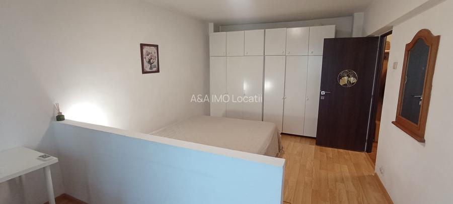 Apartament luminos cu vedere integrala pe bulevard, Decebal-metrou Muncii 350 m - 2
