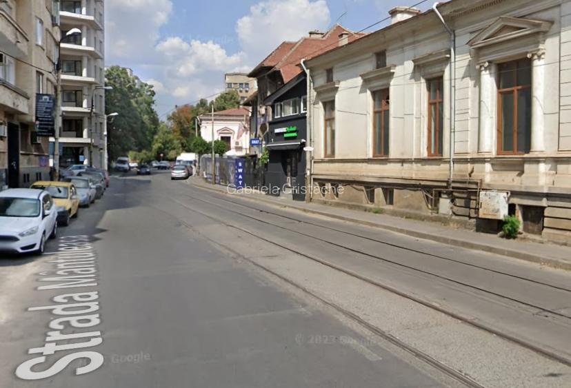 Unirii Spațiul comercial+Vila renovata Singur curte Ideal investitie - 8