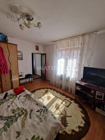 Casa cu 5 camere - Alexandriei - 11