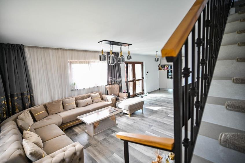 Casa individuală de vânzare Sânpetru, 5 camere, garaj, foișor, curte - 7