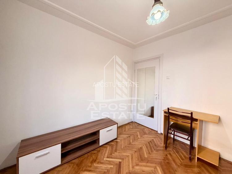 Apartament cu 3 camere, centrala proprie, zona Complex Studentesc - 6