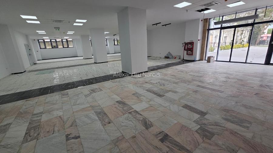 Spatiu Comercial de Inchiriat - parter - 370 mp - ultracentral - 8
