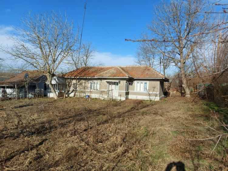 Casa cu curte spațioasă - 7