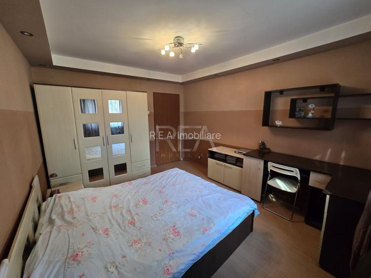4 camere, 2/4, anvelopat, 86mp-Drumul Taberei - 3