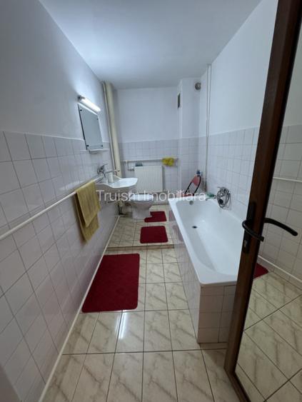 VILA Demisol+ Parter +Et 1+ Mansarda Ultracentral - 11