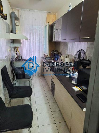 ALUNISULUI - 2 CAMERE , PATRER,CENTRALA GAZ ,MOBILAT SI UTILAT - 4