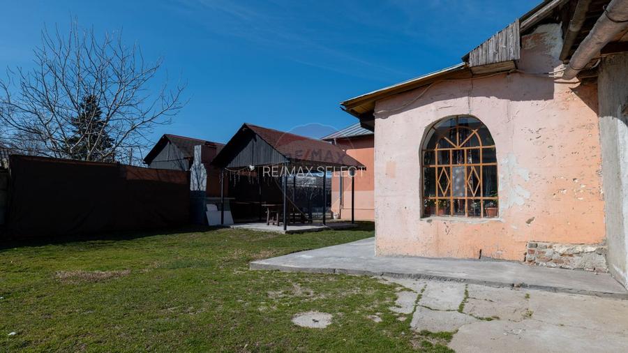 Afumati - vanzare casa si anexe cu teren intravilan, suprafata 700 mp - 23